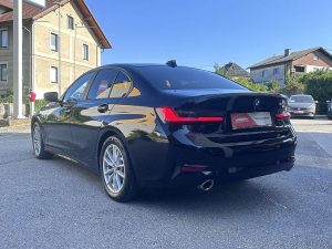 BMW 330  e PHEV Aut. *LED, Navigation, Sitzheizung, M-Le…