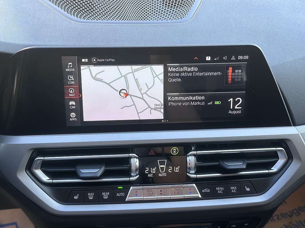 BMW 330  e PHEV Aut. *LED, Navigation, Sitzheizung, M-Le…