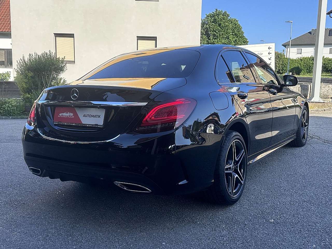 Mercedes-Benz C 200  Aut. AMG-Line *LED-High.Perf., Navigation, Rü.K…