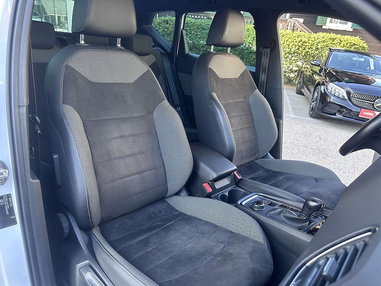 SEAT Ateca  1,4 Xcellence ACT 4WD TSI DSG *AHK, NAVI, LED, …