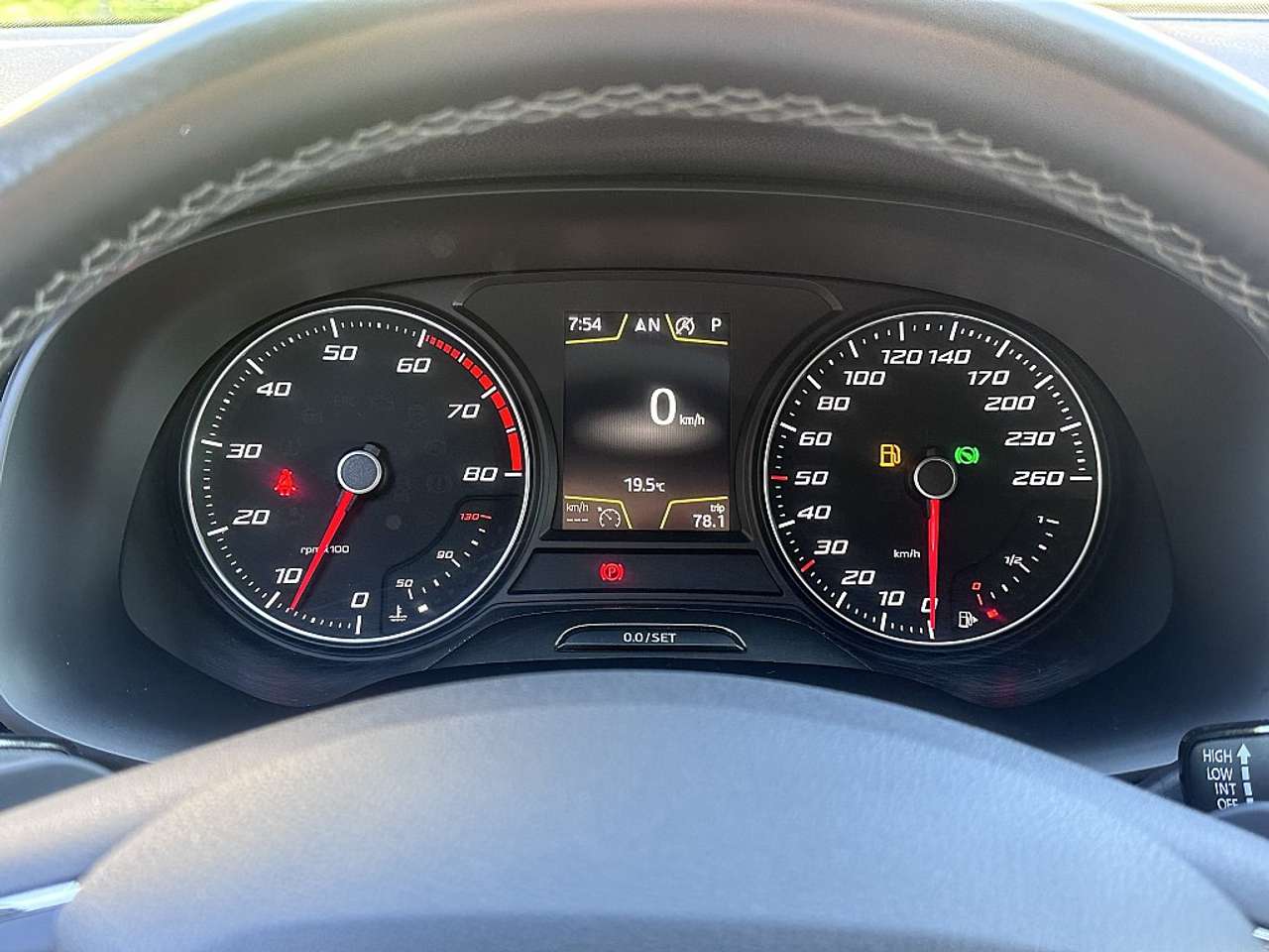 SEAT Ateca  1,4 Xcellence ACT 4WD TSI DSG *AHK, NAVI, LED, …