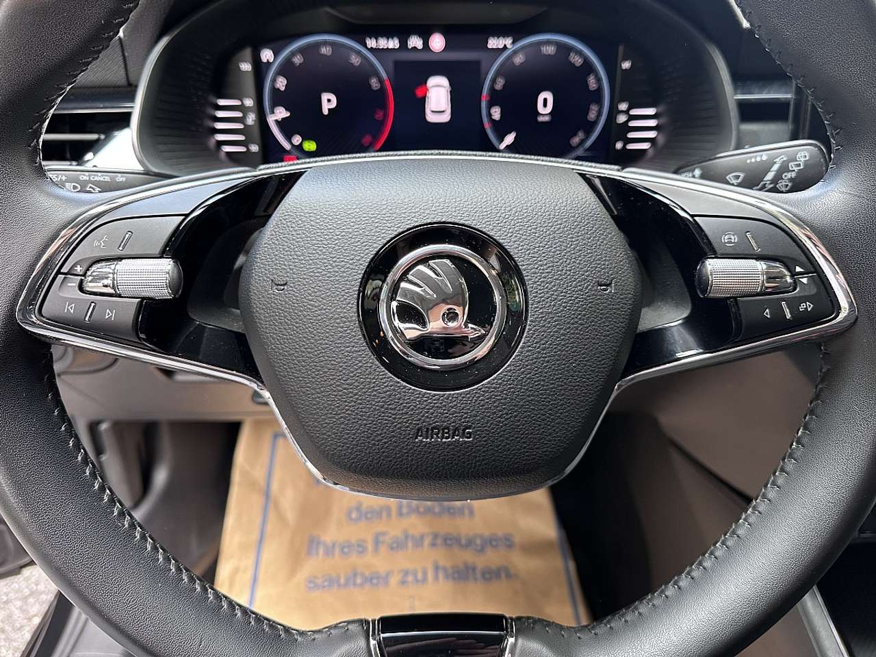 Skoda Kamiq  1,0 TSI Ambition DSG *NAVI, dig. Cockpit, Rü.Kam*