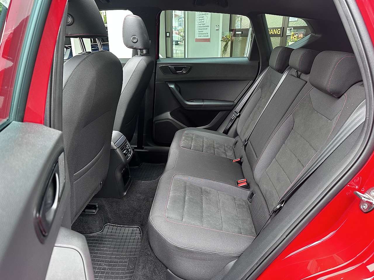 SEAT Ateca  2,0 FR 4WD TSI DSG *AHK, Panorama, Standheizung*