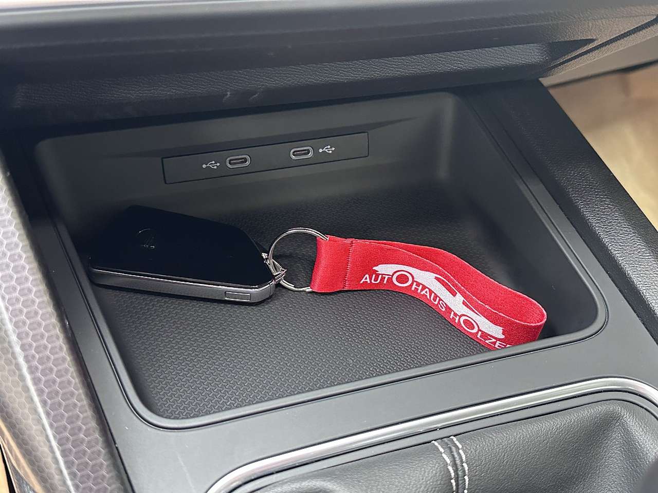 SEAT Leon  SP Style 2,0 TDI *AHK, NAVI, LED*
