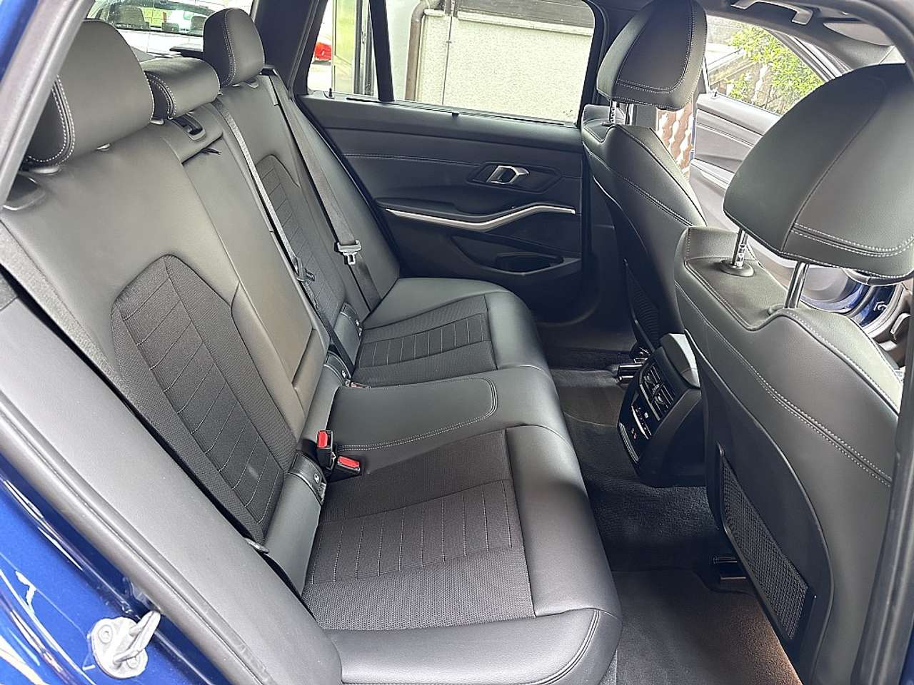 BMW 330  e PHEV Touring Aut. Advantage *Head-Up, LASER, …