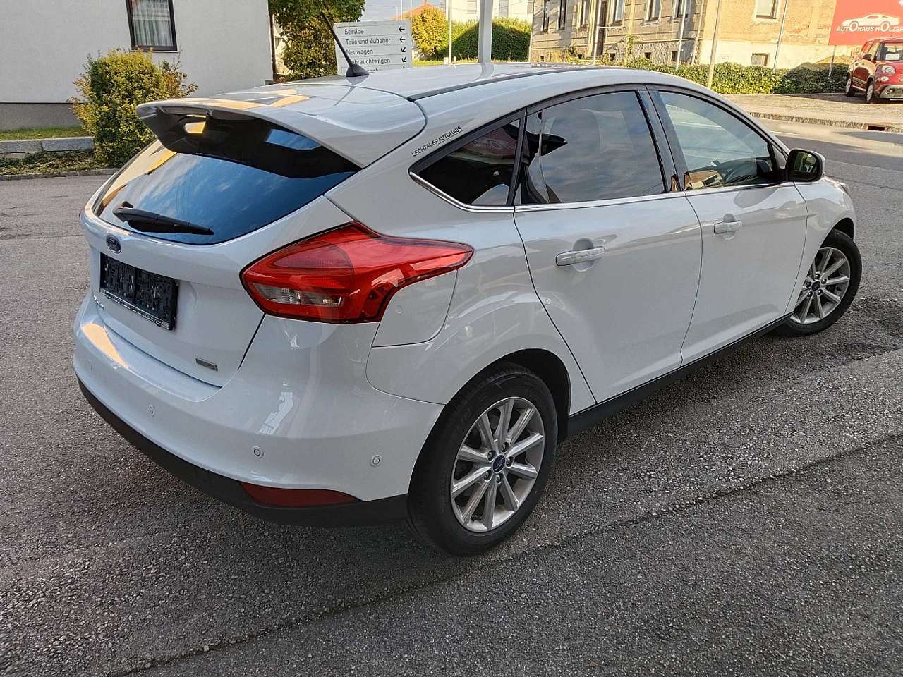 Ford Focus  1,0 EcoBoost Titanium