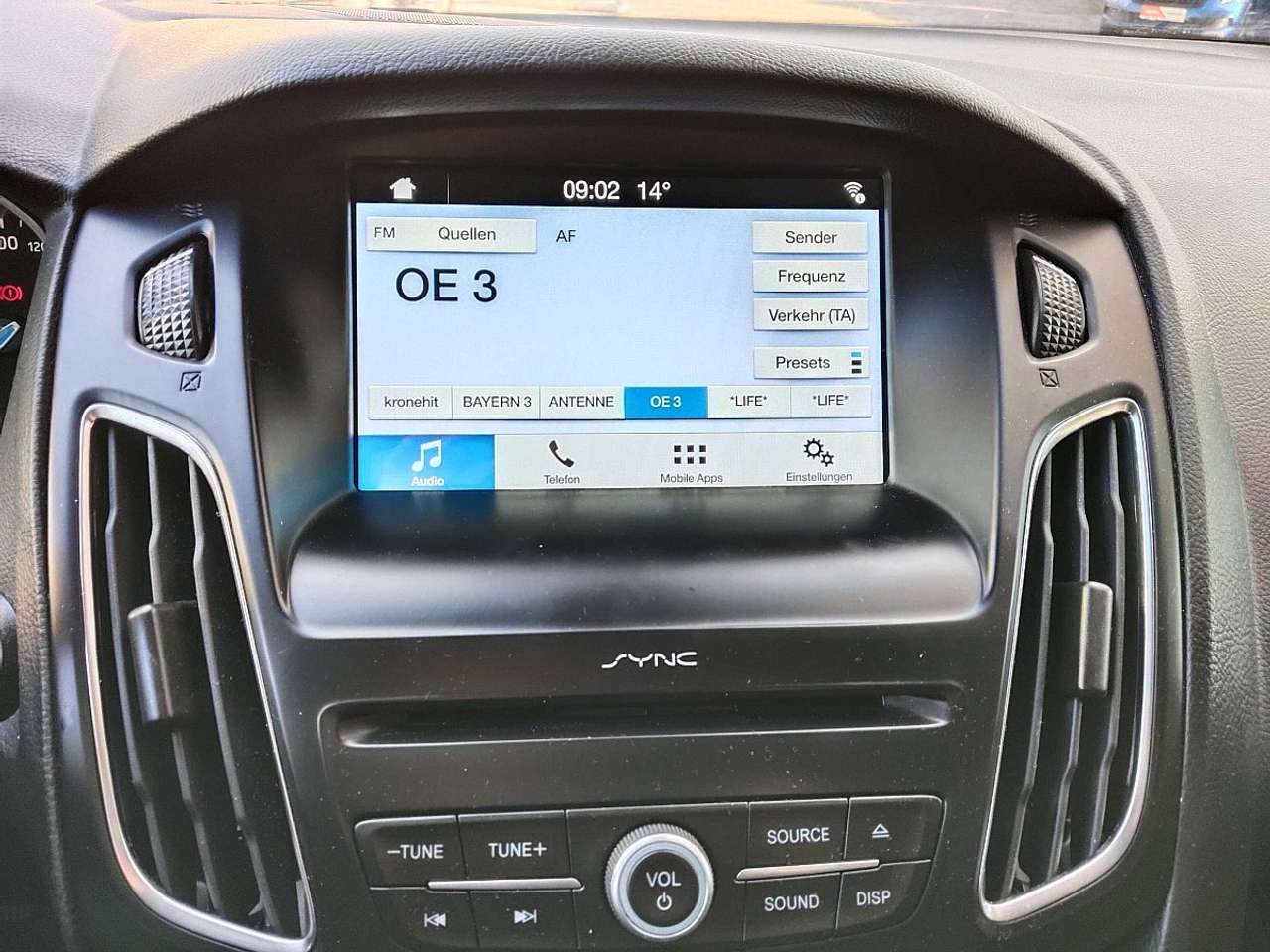 Ford Focus  1,0 EcoBoost Titanium