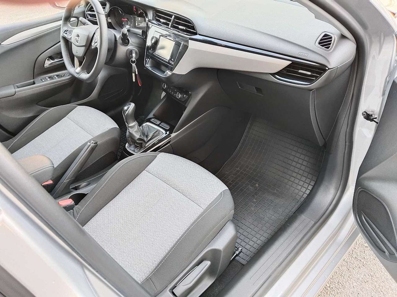 Opel Corsa  1,2 Euro „neuwertig, Sitz-, Lenkradheizung“