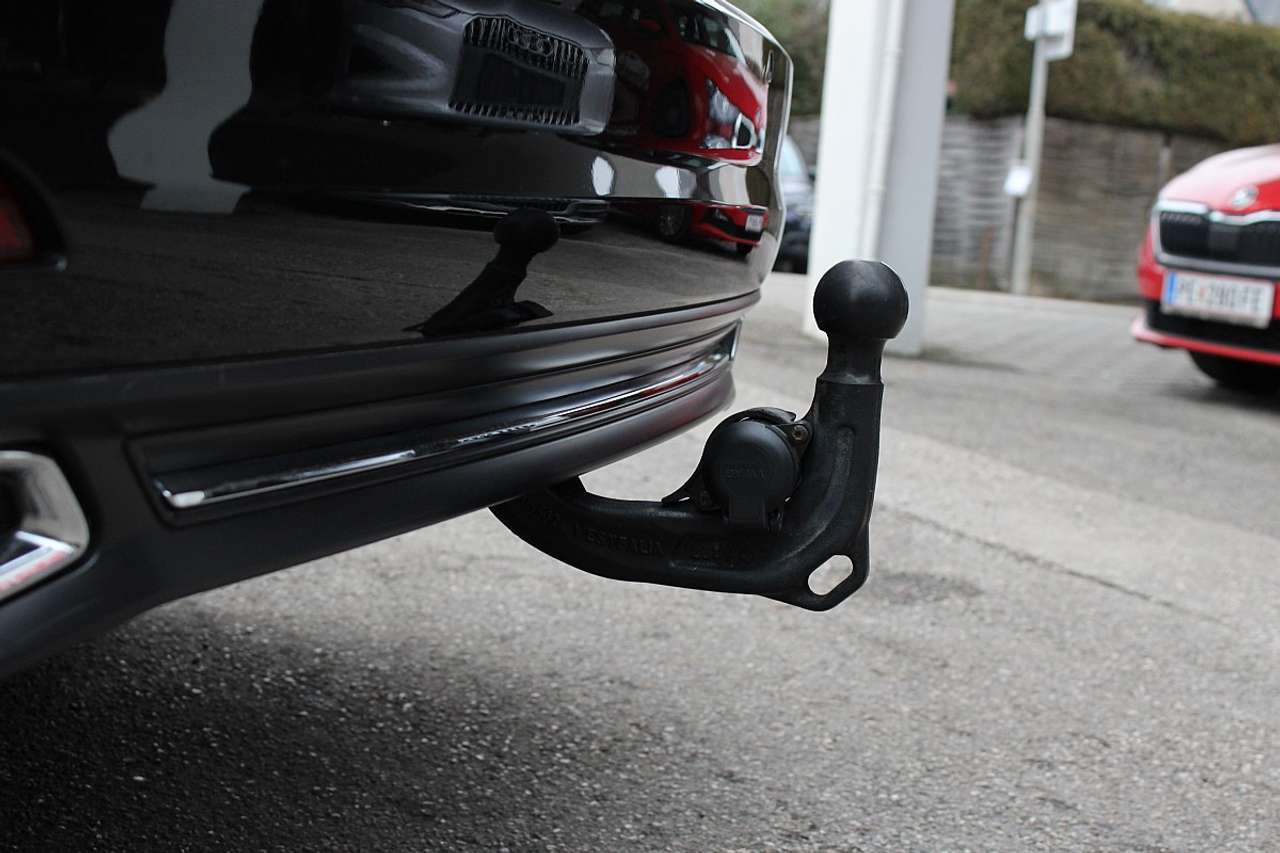 Audi A6  Avant 40 TDI quattro sport S-tronic *AHK, Stand…