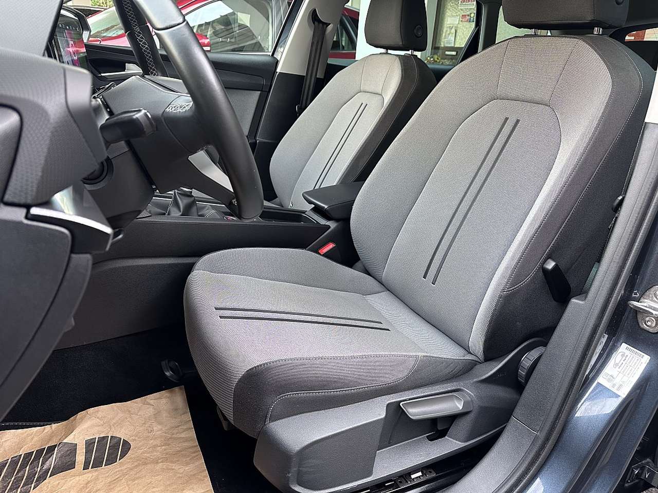 SEAT Leon  ST Style 2,0 TDI *AHK, NAVI, LED*