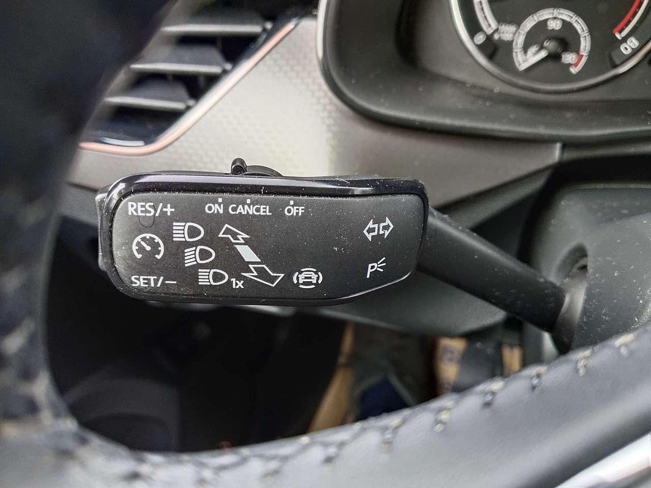 Skoda Kamiq  Skoda Kamiq Style 1,5 TSI „volle Garantie bis 0…