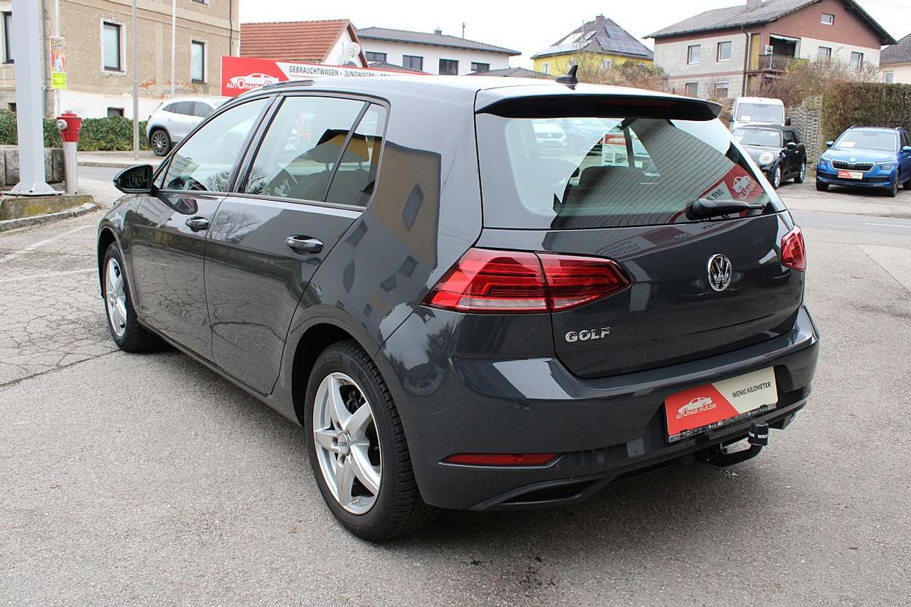 Volkswagen Golf  1,0 TSI *AHK, Garantie, 1.Besitz*