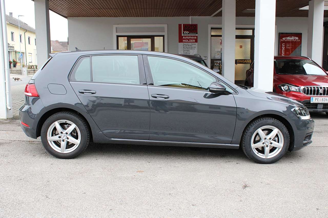 Volkswagen Golf  1,0 TSI *AHK, Garantie, 1.Besitz*