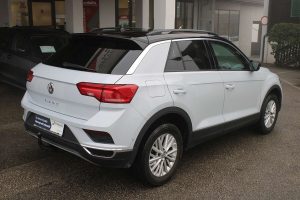 Volkswagen T-Roc 1,5 TSI ACT Design DSG *AHK, NAVI, Rü.Kam*