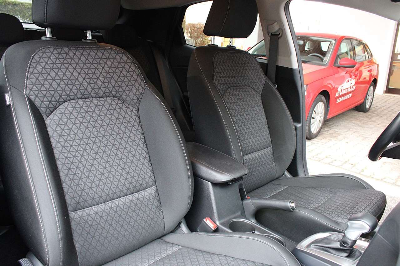 Kia XCeed  Xceed 1,5 TGDI 48V GPF Silber DCT *7 Jahre Gara…