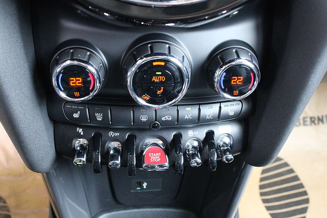 MINI One  MINI One 5-Türer *Chili Paket, LED, Abst. Tempo…