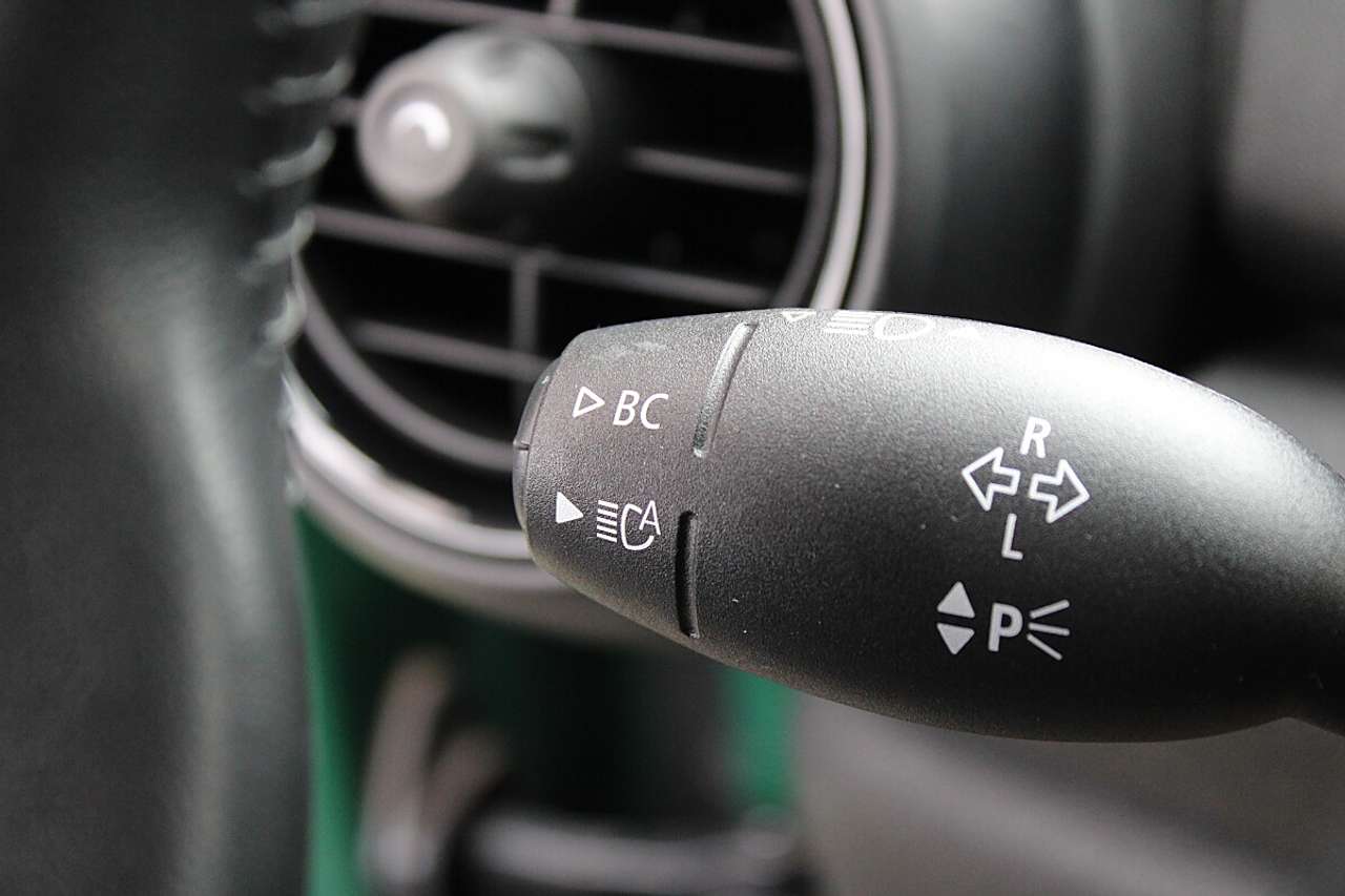 MINI One  MINI One 5-Türer *Chili Paket, LED, Abst. Tempo…