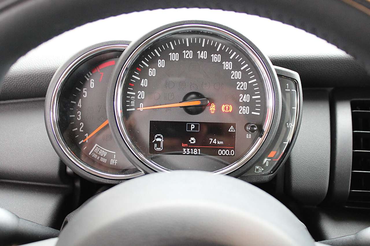 MINI One  MINI One Aut. 5-Türer *wenig Kilometer, Parksen…