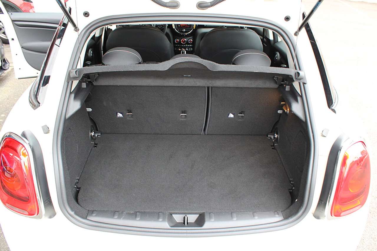 MINI One  MINI One Aut. 5-Türer *wenig Kilometer, Parksen…