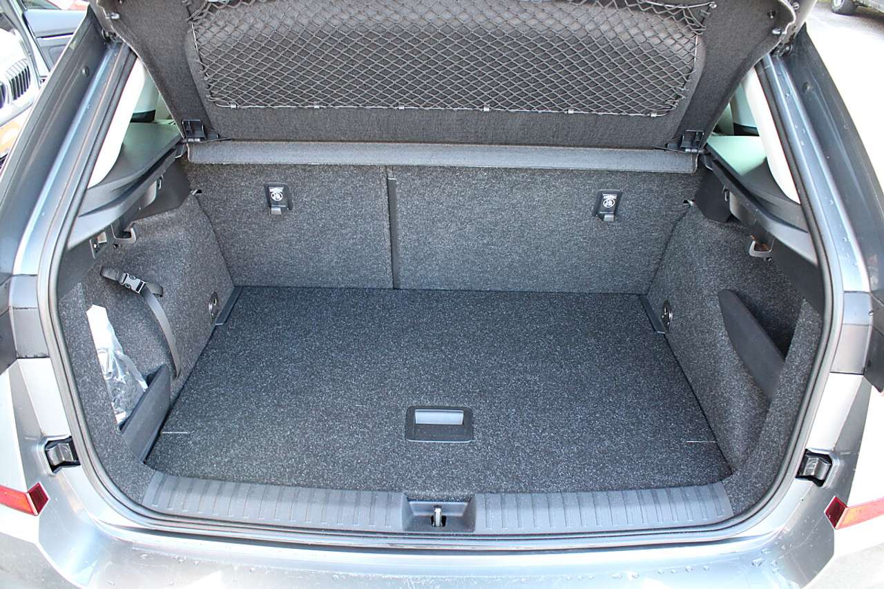 Skoda Kamiq  1,0 TSI Style DSG *AHK, KESSY, LED, ACC*