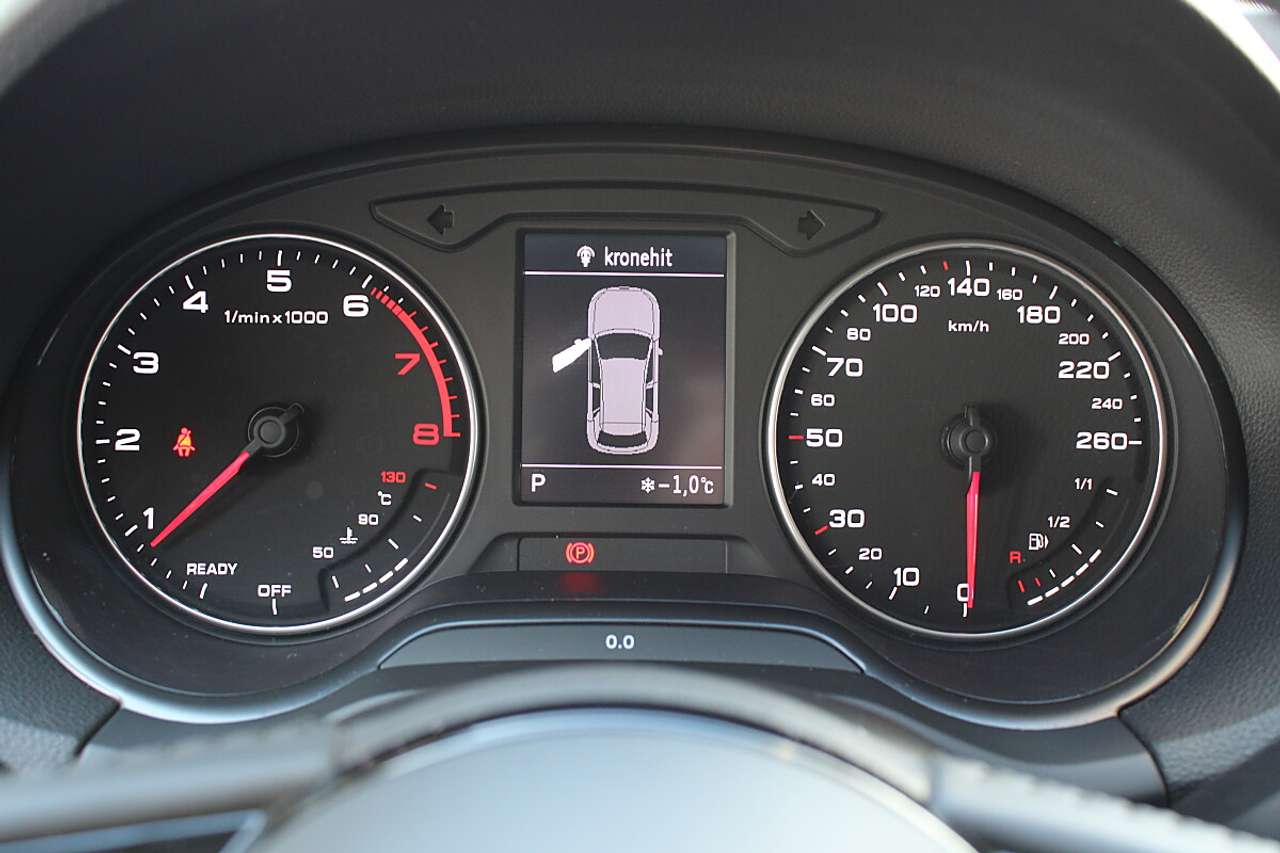 Audi Q2  35 TFSI COD S-tronic *Anhängerkupplung, Tempomat*