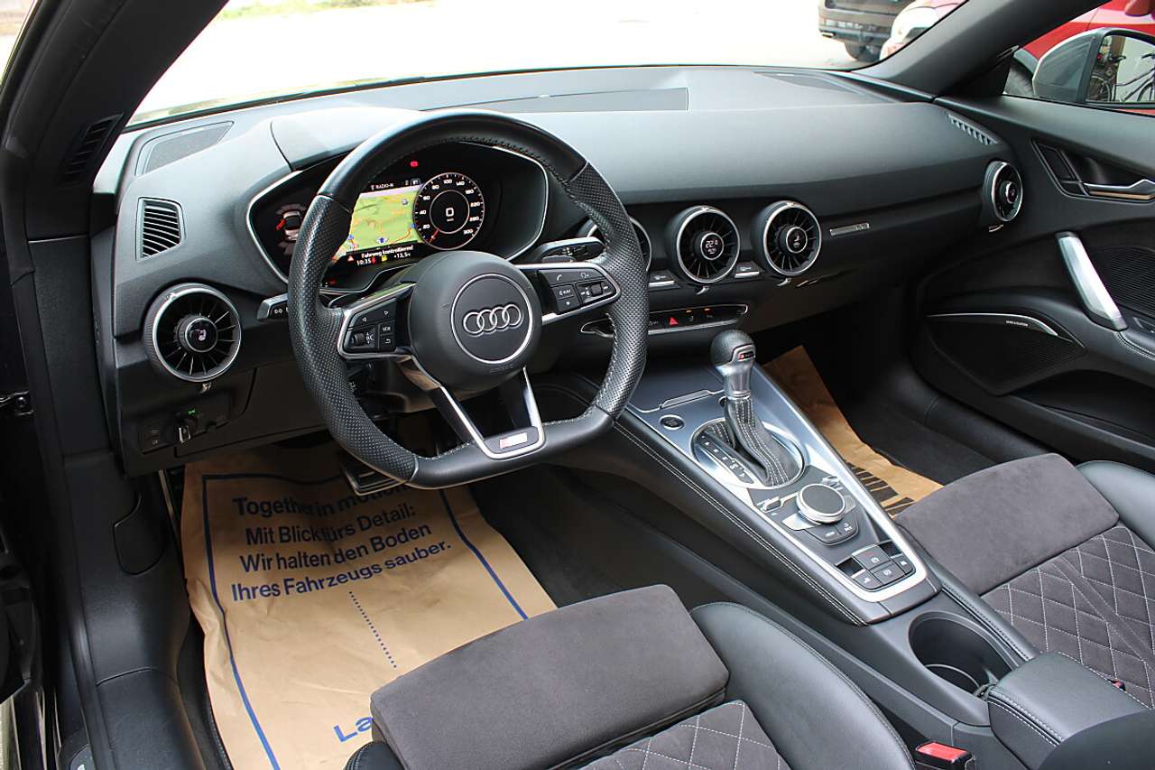 Audi TT  Roadster 1,8 TFSI S-tronic *S-LINE, KESSY, NAVI*