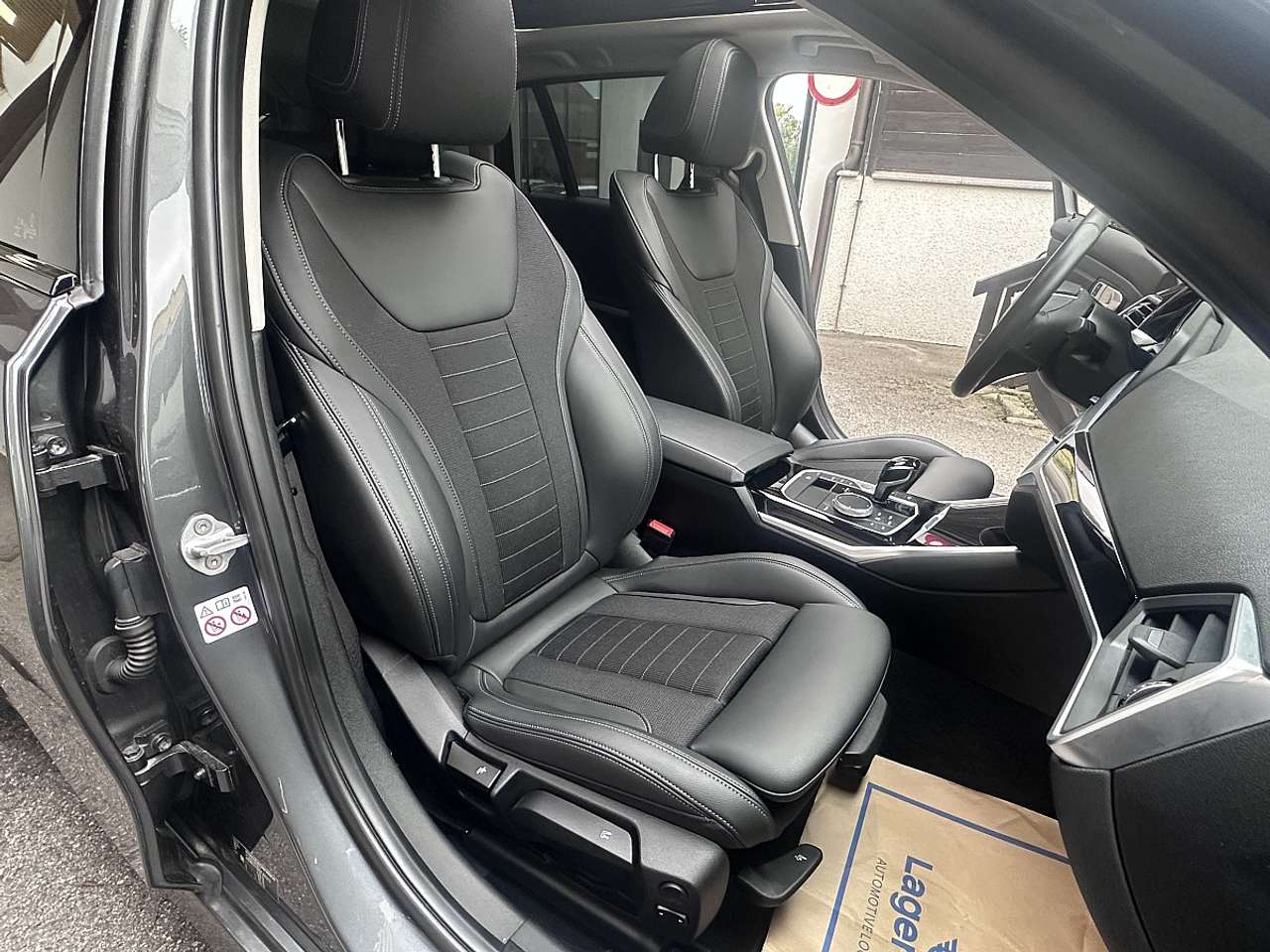 BMW 320  d Touring G21 Sport Line *LED, Panorama, Naviga…