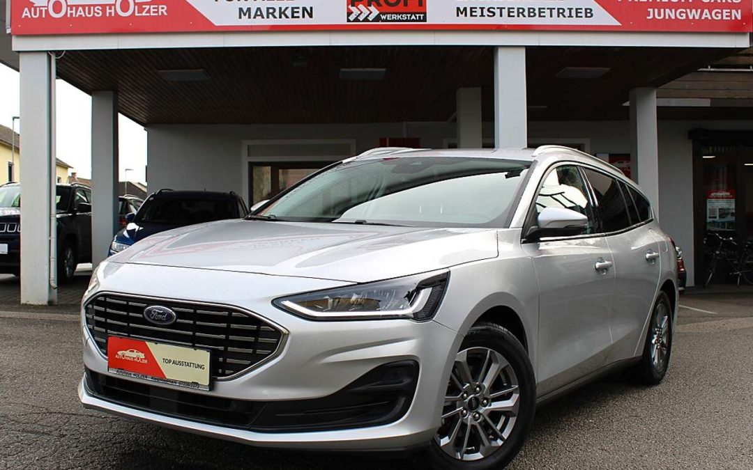 Ford Focus  Turnier 1,5 EcoBlue Titanium Aut. *neuwertig, W…