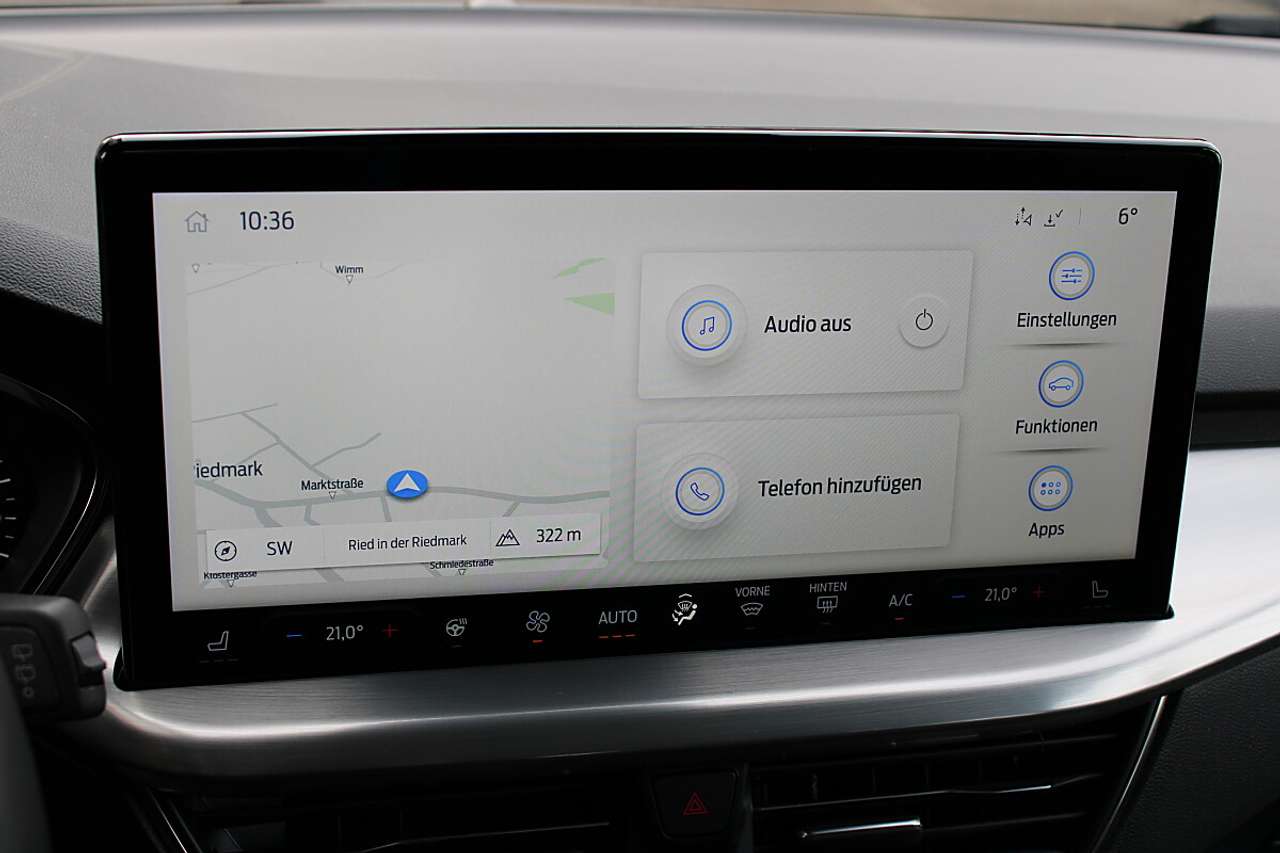 Ford Focus  Turnier 1,5 EcoBlue Titanium Aut. *neuwertig, W…