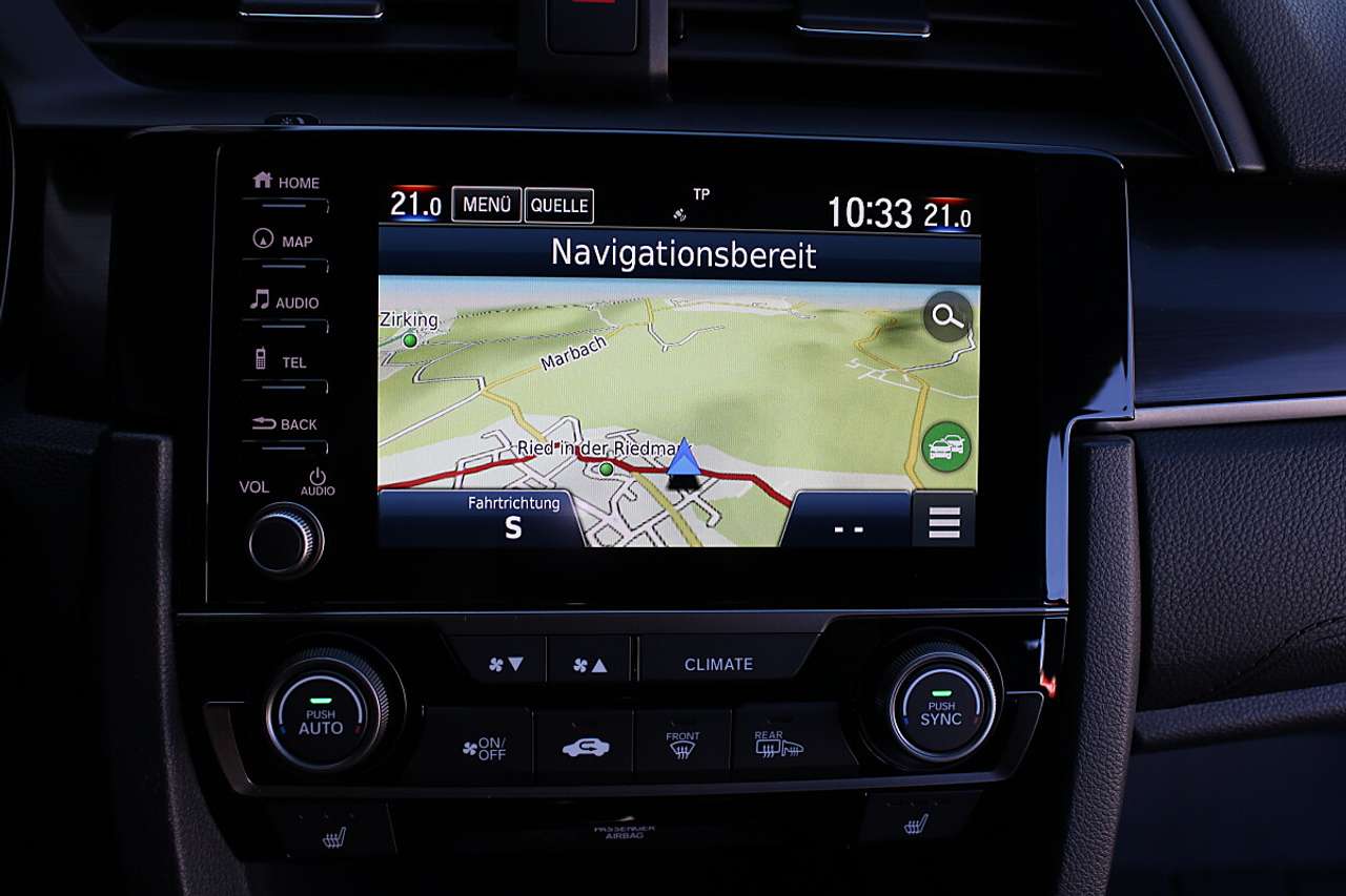 Honda Civic  1,0 VTEC Turbo Elegance *AHK, NAVI, ACC*