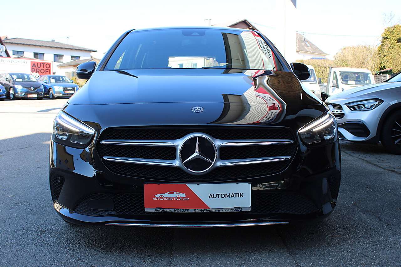 Mercedes-Benz B 180  Style Automatik *AHK, LED, Rü. Kam*