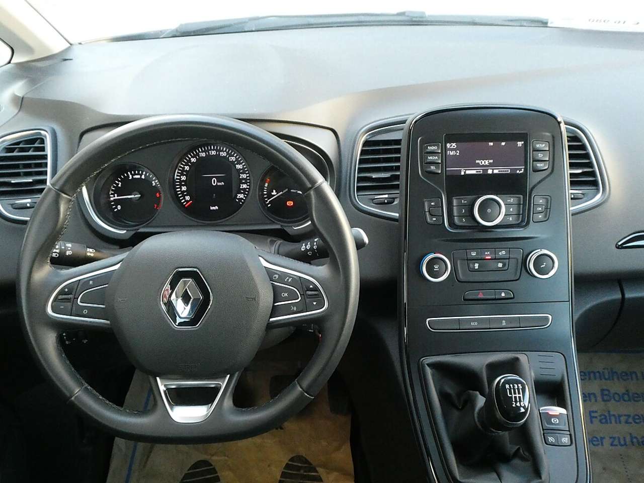 Renault Grand Scenic  Grand Scénic TCe 115 PF Zen