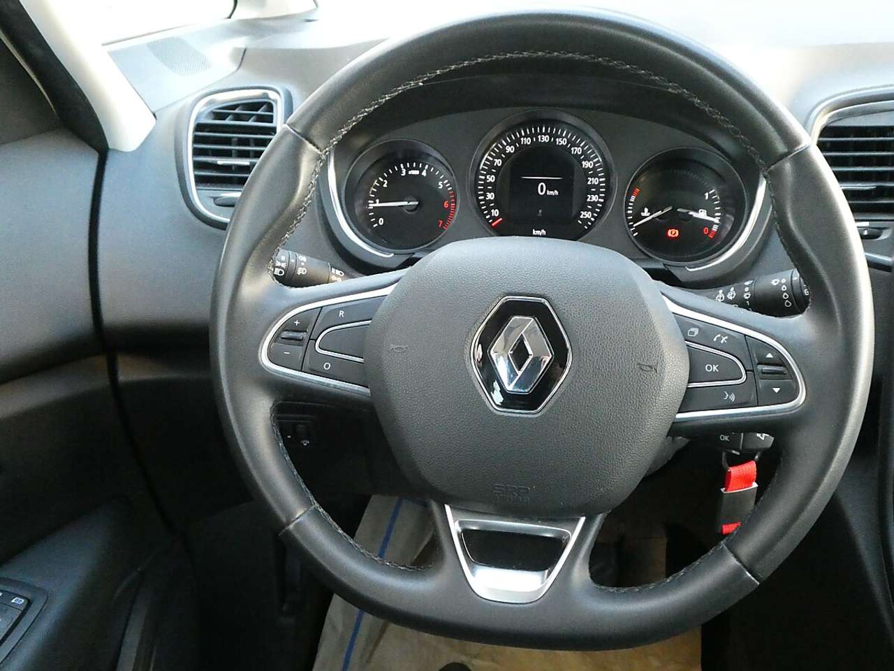 Renault Grand Scenic  Grand Scénic TCe 115 PF Zen