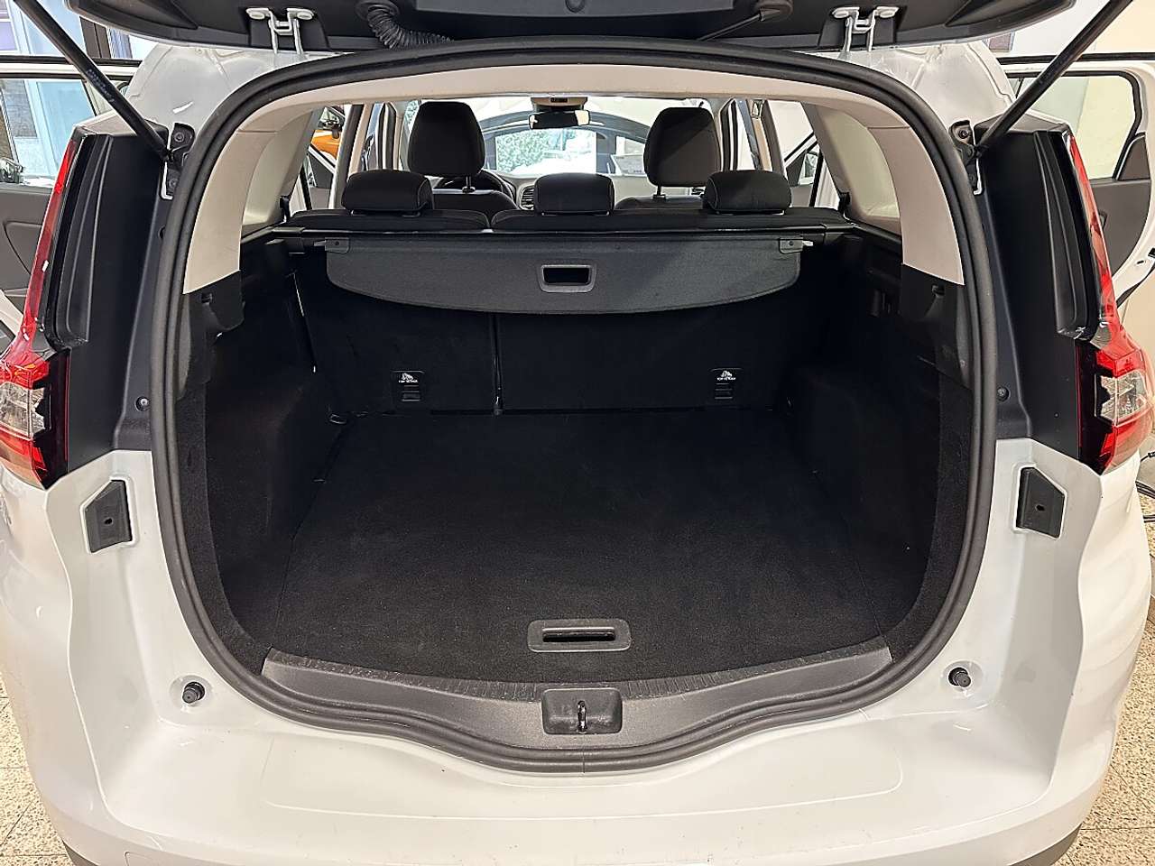 Renault Grand Scenic  Grand Scénic TCe 115 PF Zen *Tempomat, Parksensor*