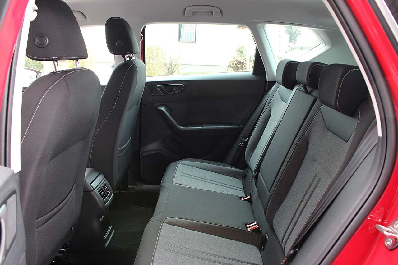 SEAT Ateca  1,0 Austria Edition Style Eco TSI *LED, NAVI, R…