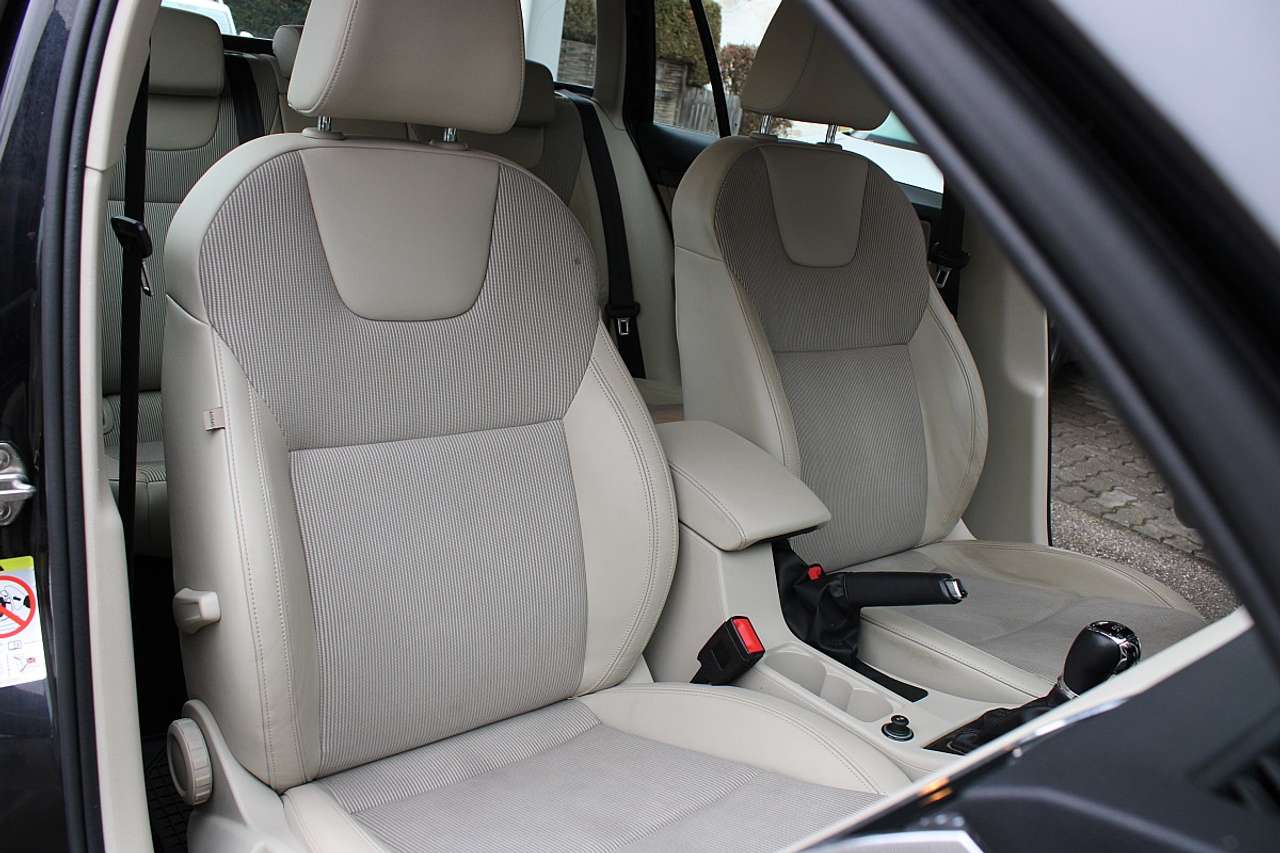 Skoda Octavia  Combi 2,0 TSI 4×4 Style DSG *1.Besitz, LED, ACC…