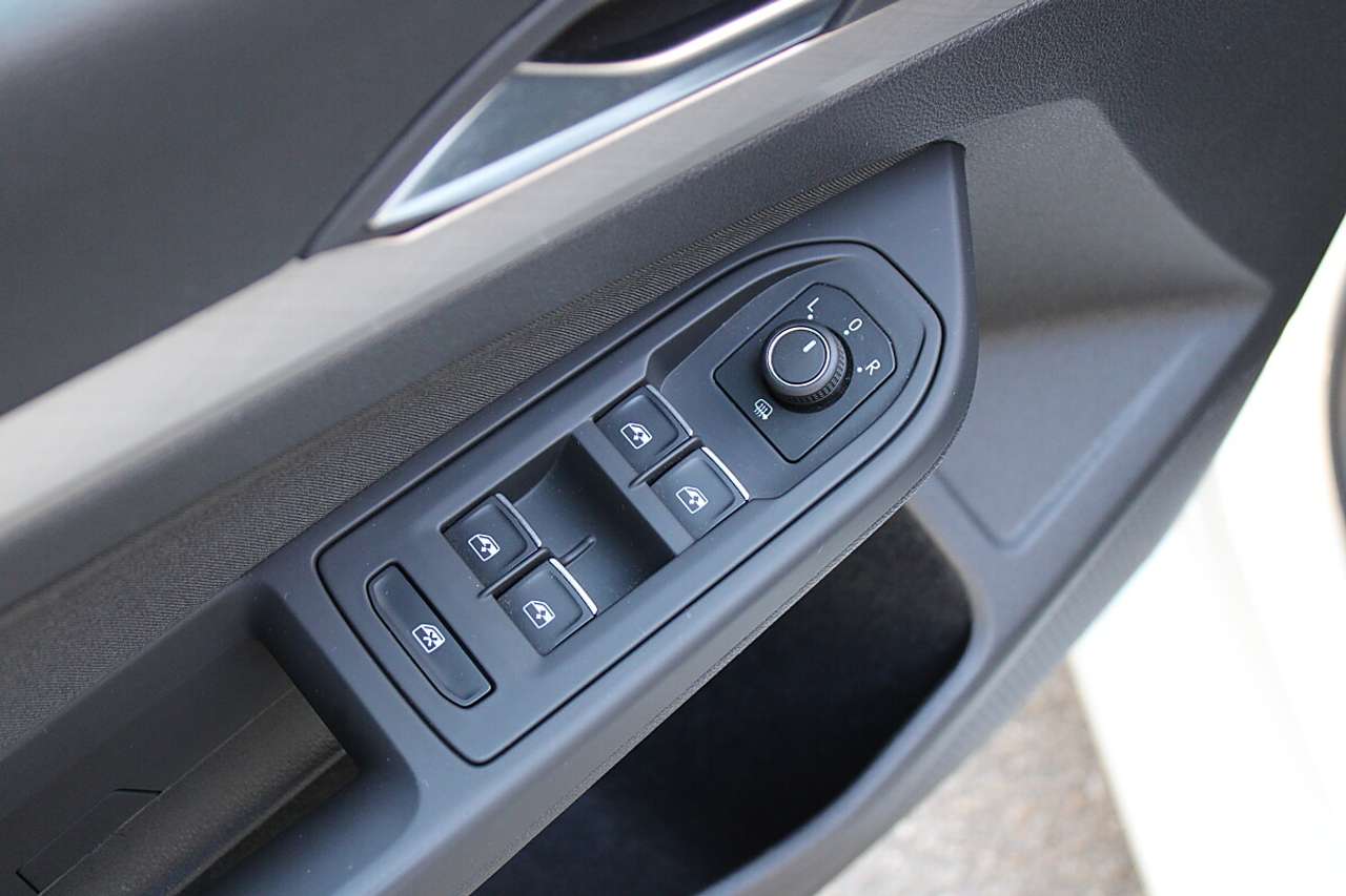 Volkswagen Golf Variant  2,0 TDI Life *5-J Garantie, NAVI, LED*