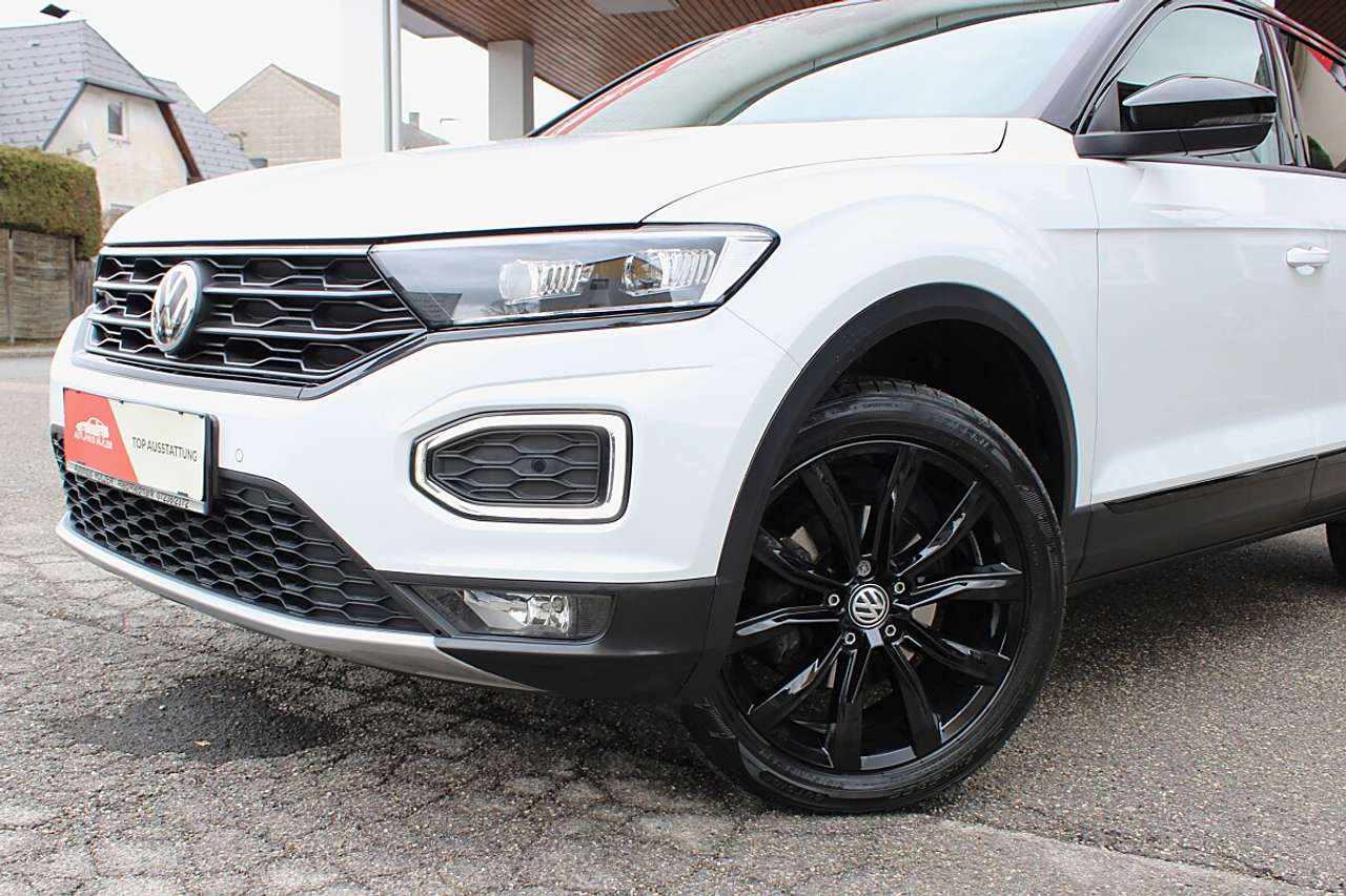Volkswagen T-Roc  1,0 TSI Design *AHK, LED, ACC*