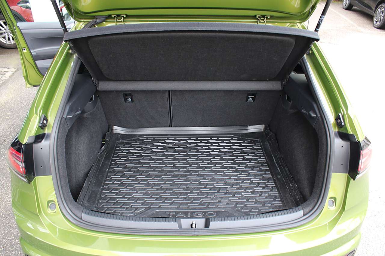 Volkswagen Taigo  1,0 TSI R-Line *KESSY, NAVI, Rü.Kam*