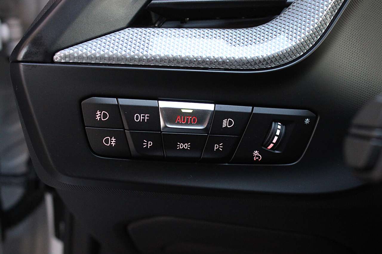 BMW 218  i Gran Coupe M Sport *LED, Live Cockpit, Sitzhe…