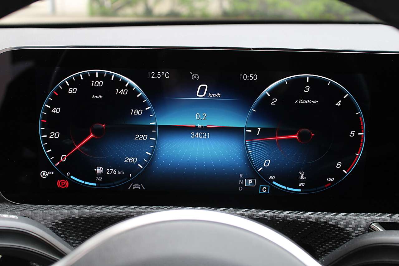 Mercedes-Benz A 180  d Limousine Aut. Advantage *NAVI, RÜ.Kam, Sitzh…