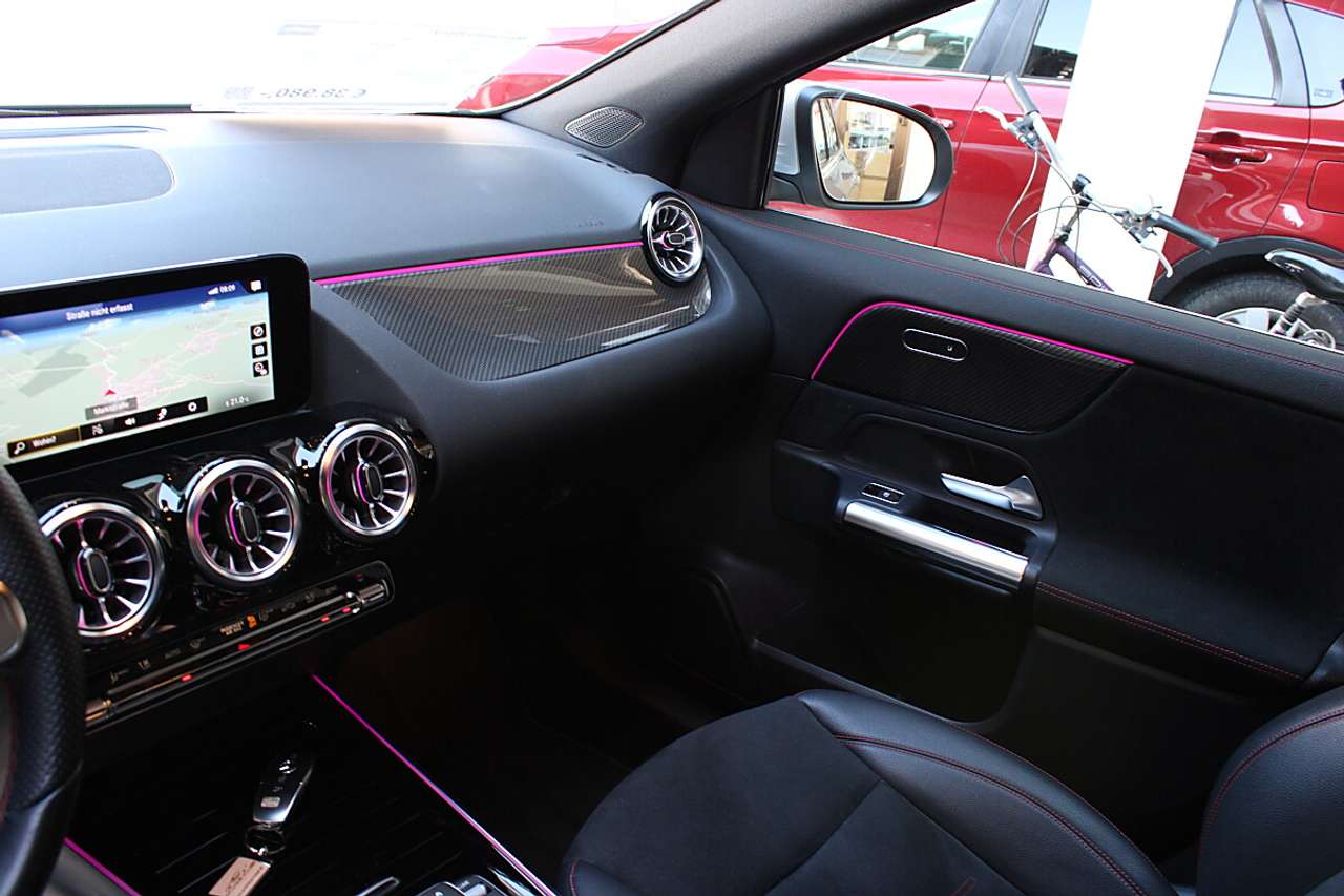 Mercedes-Benz GLA 220  d Aut. AMG-Line *TOP, LED, NAVI*