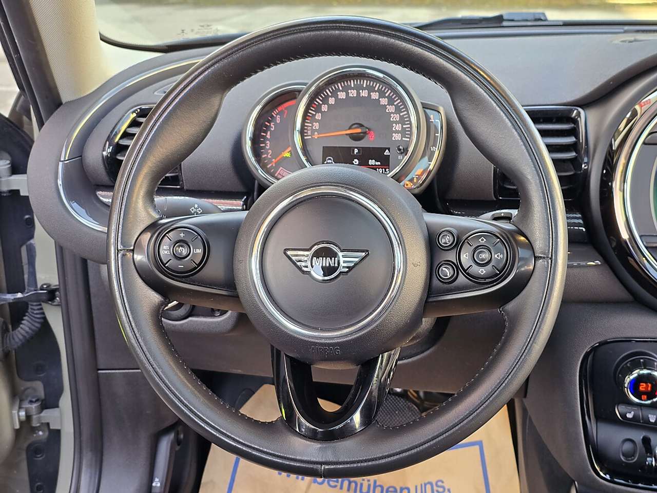 MINI Cooper Clubman  MINI Clubman Cooper Aut. *LED, NAVI, PANORAMA*