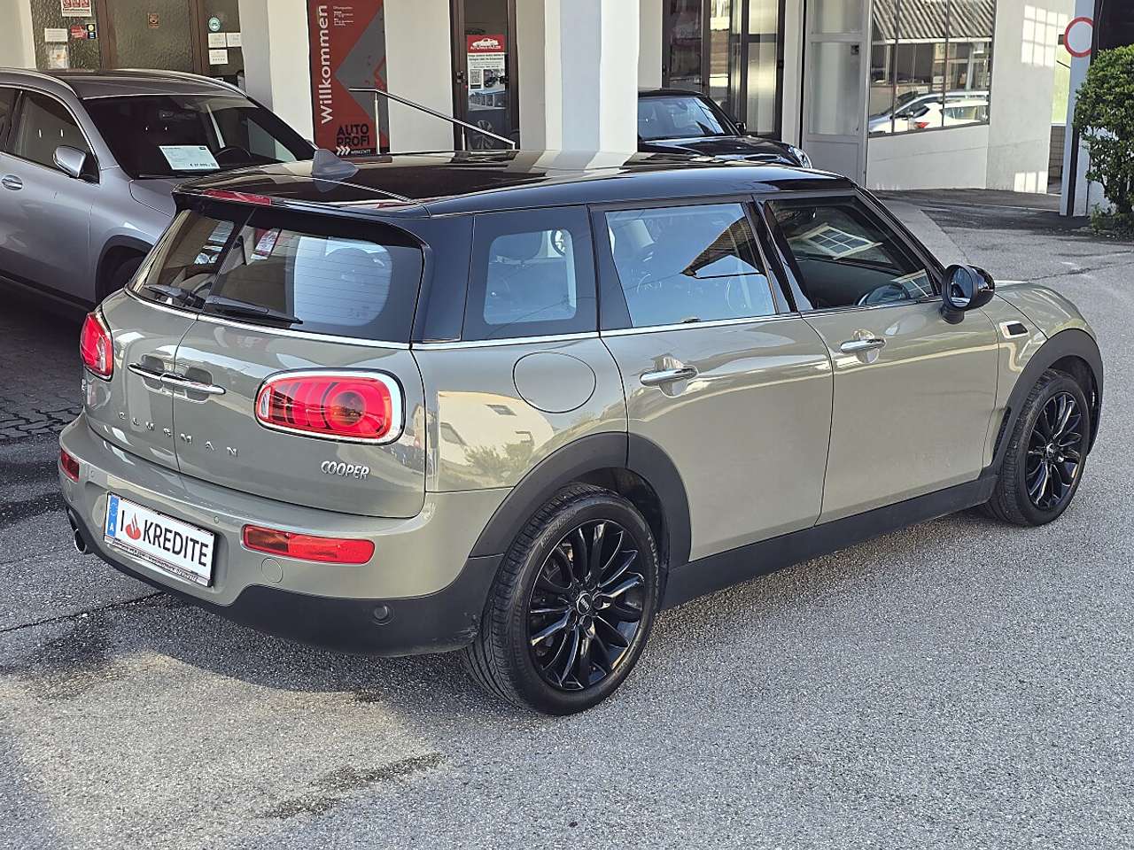 MINI Cooper Clubman  MINI Clubman Cooper Aut. *LED, NAVI, PANORAMA*