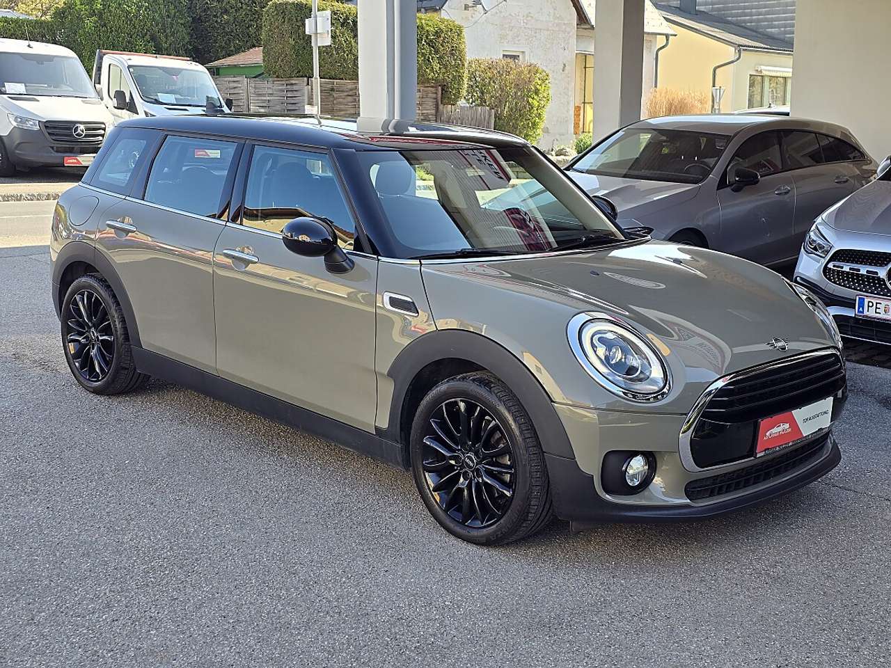 MINI Cooper Clubman  MINI Clubman Cooper Aut. *LED, NAVI, PANORAMA*