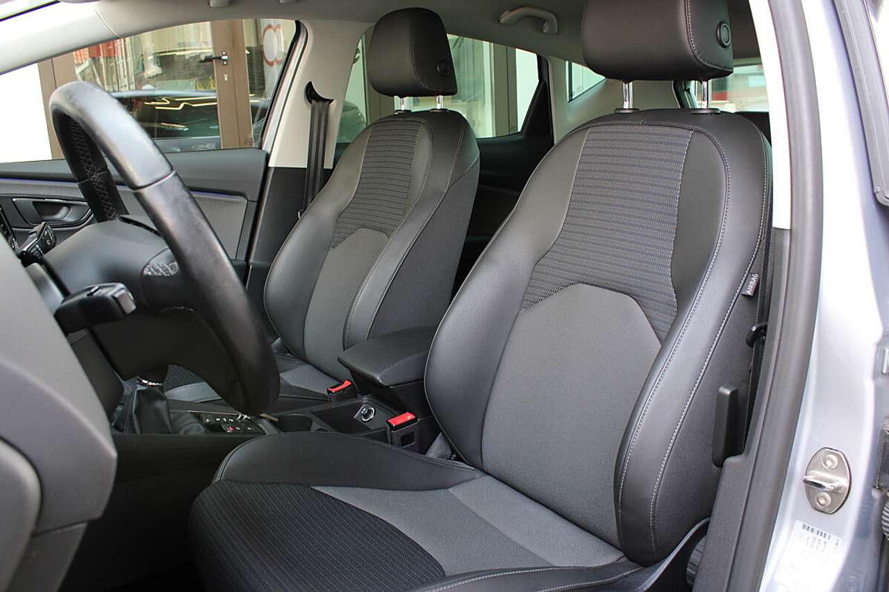 SEAT Leon  Xcellence 1,5 TSI *KESSY, LED*