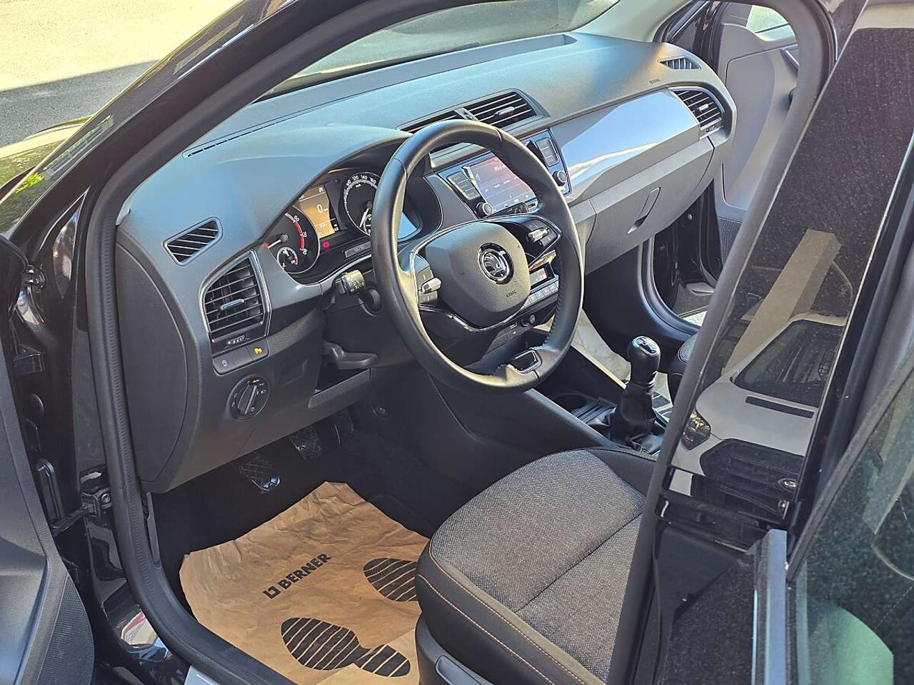 Skoda Fabia  Combi Clever 1,0 TSI *LED, KESSY, Sitzheizung, …