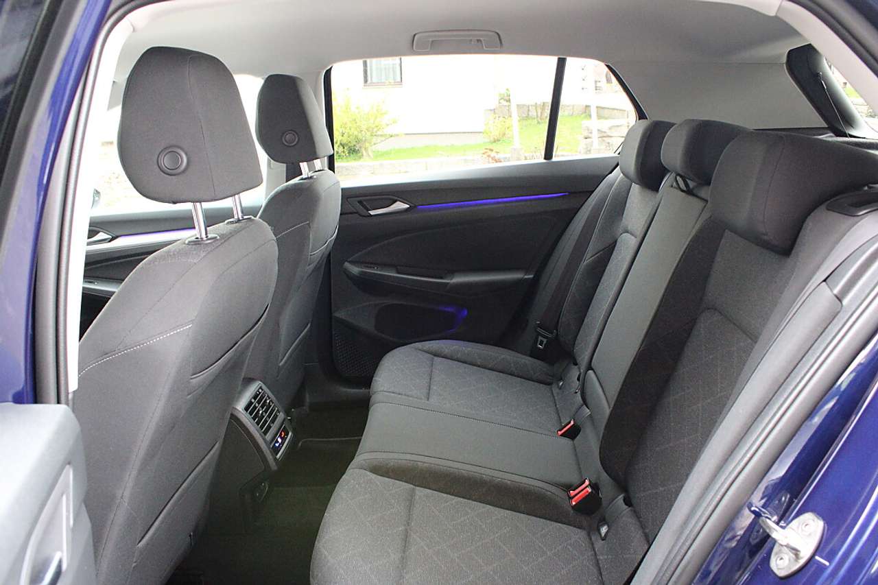 Volkswagen Golf  2,0 TDI Life DSG *Sitz-Lenkradheizung, Rü.Kam, …