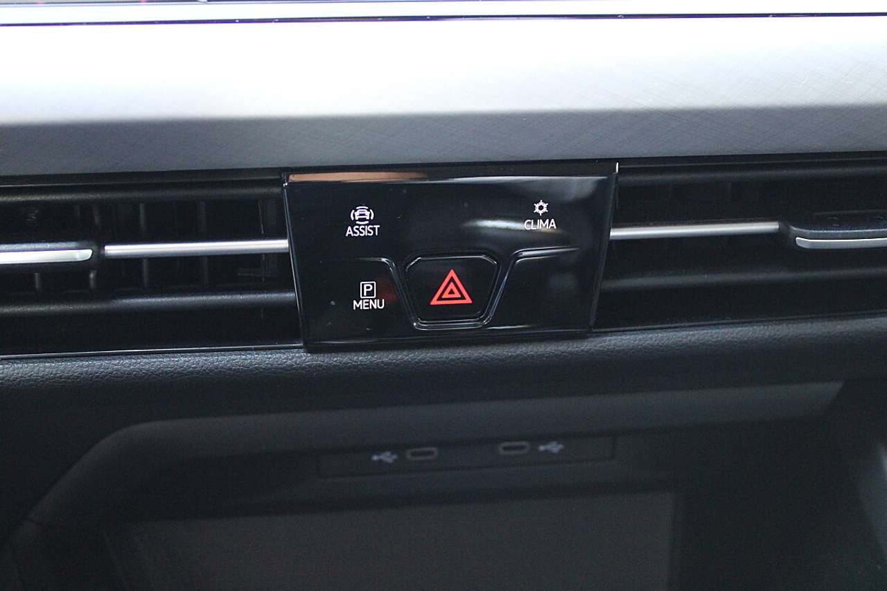 Volkswagen Golf Variant  2,0 TDI Life *5-J Garantie, NAVI, LED*