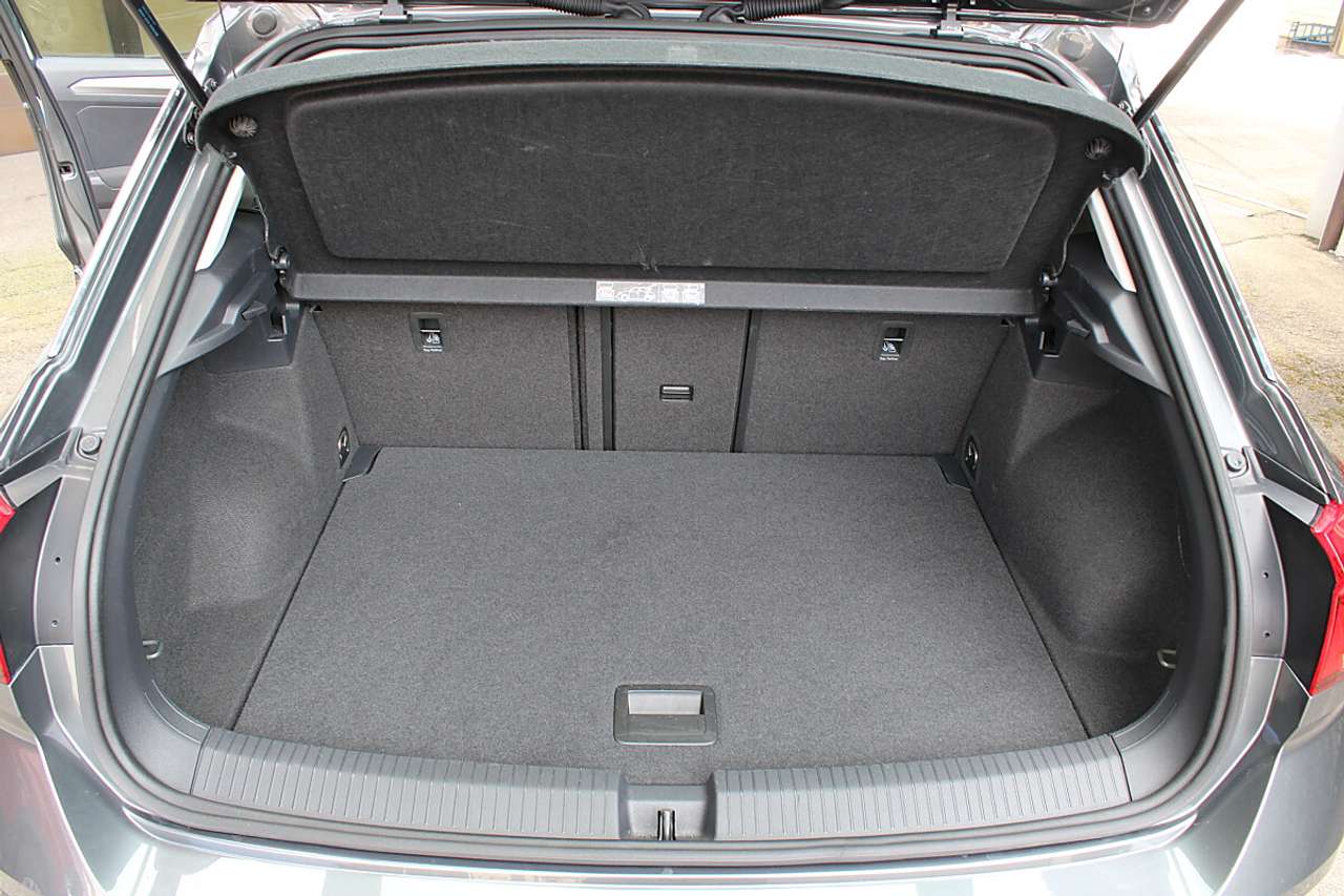 Volkswagen T-Roc  1,0 TSI Design *ACC, KESSY, Sitzheizung*